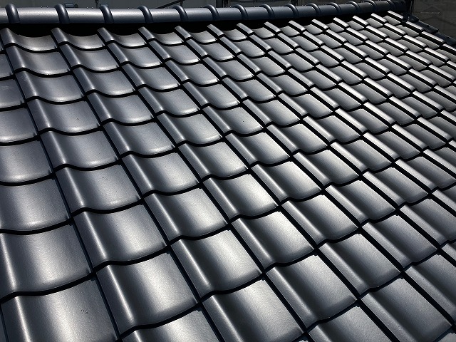 瓦屋根の葺き替え完了